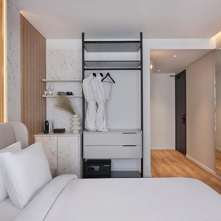 Nur Aparthotel Aten Exteriör bild
