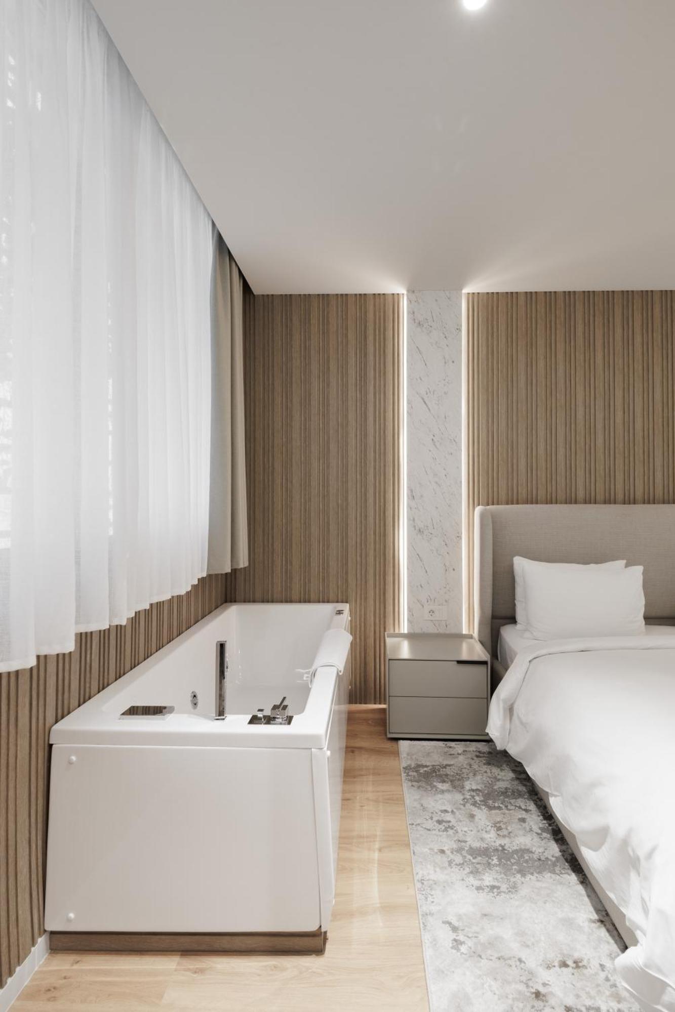 Nur Aparthotel Aten Exteriör bild