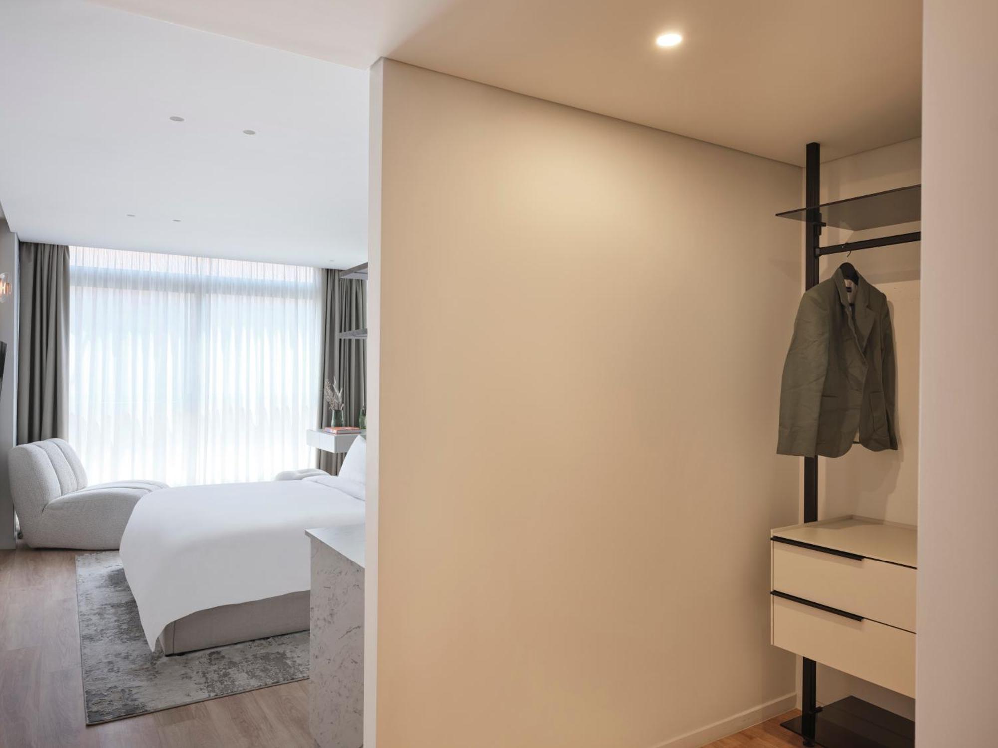 Nur Aparthotel Aten Exteriör bild